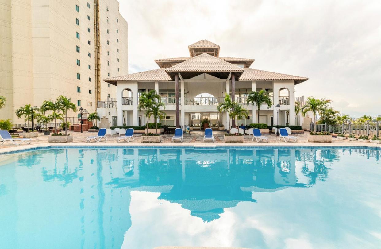 Exclusive 3 Bdr, Gym & Pool, Seaview, Luxury Tower Daire Santo Domingo Dış mekan fotoğraf